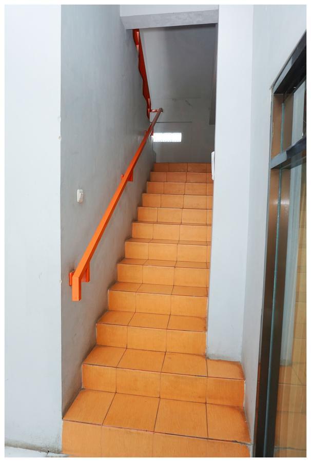 Budi House & Food Station Bandung Exterior photo