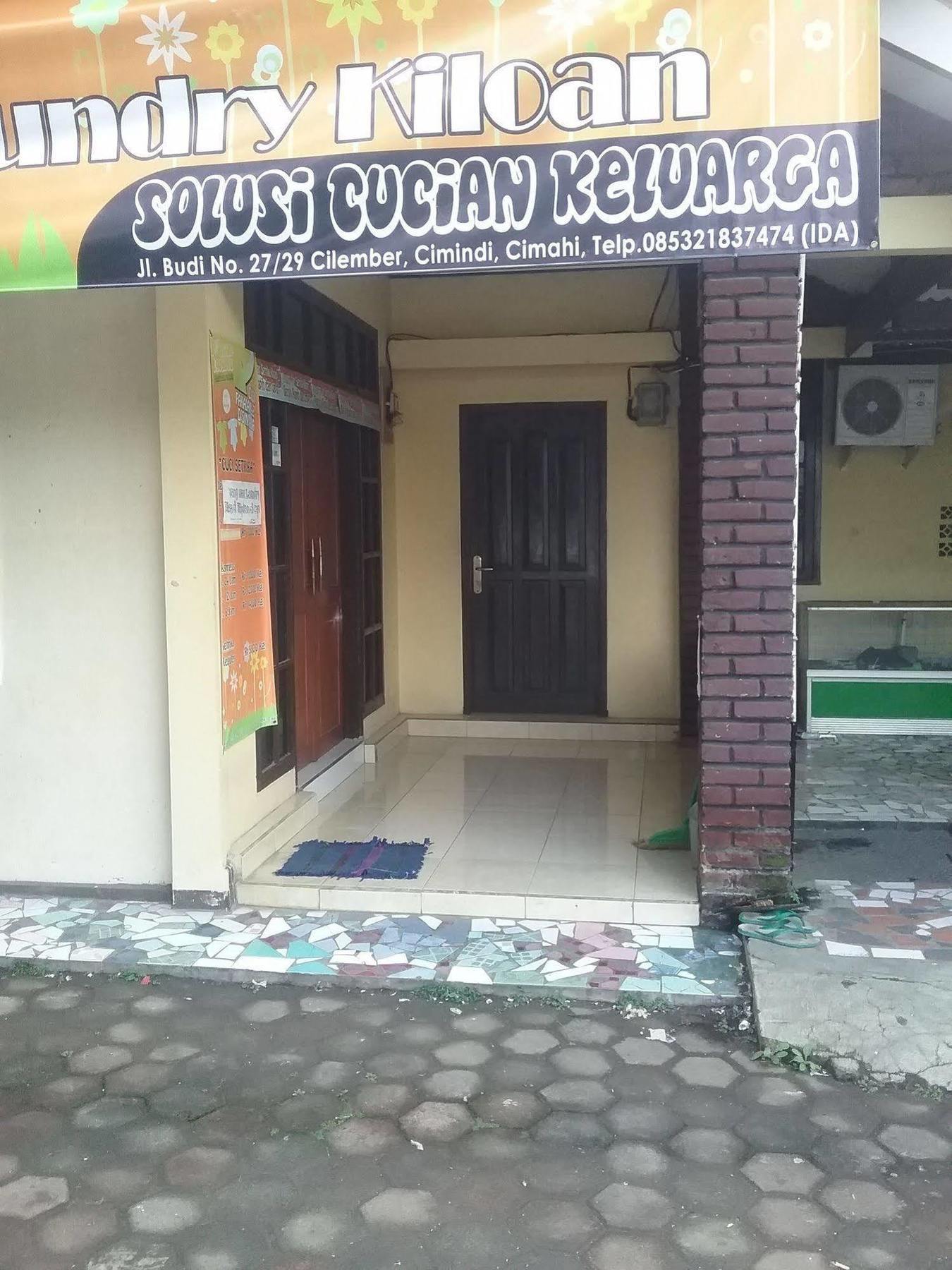 Budi House & Food Station Bandung Exterior photo